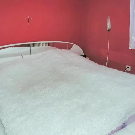 Saplaty Iii Ferienhaus *